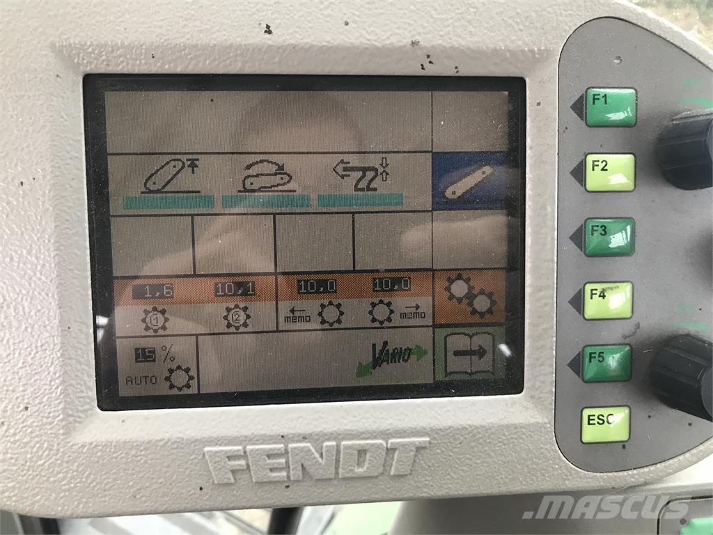 Fendt 411 Com2 Трактори