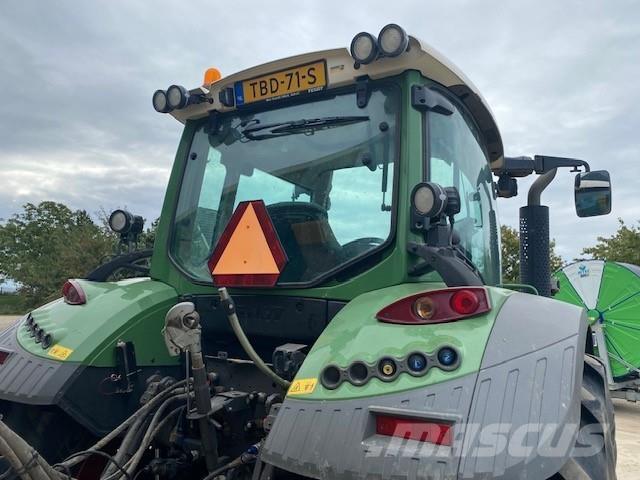 Fendt 516 Трактори