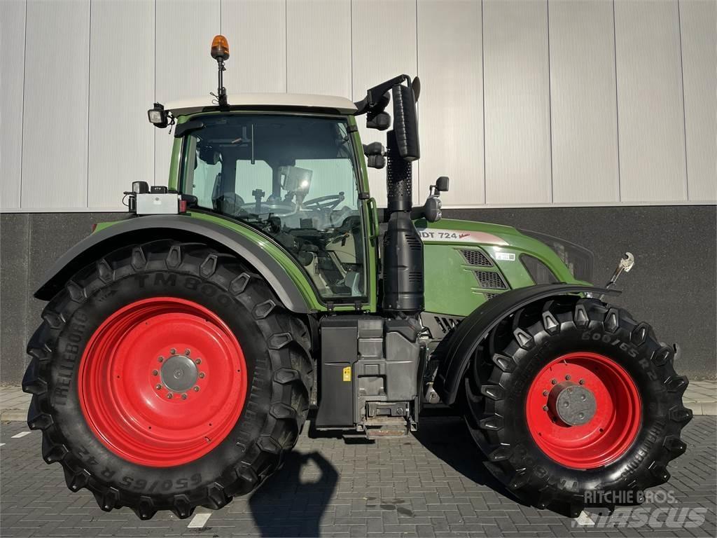 Fendt 724 S4 Трактори