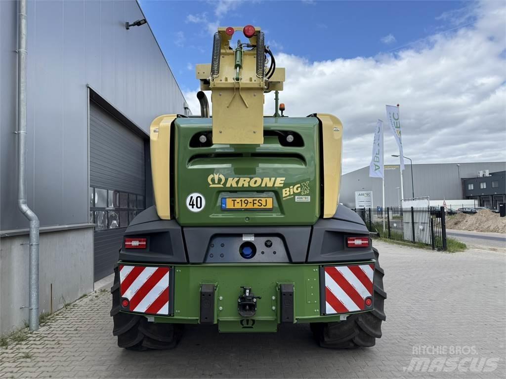 Krone BigX 630 Роздрібнювачі, різаки і розпаковувачі тюків
