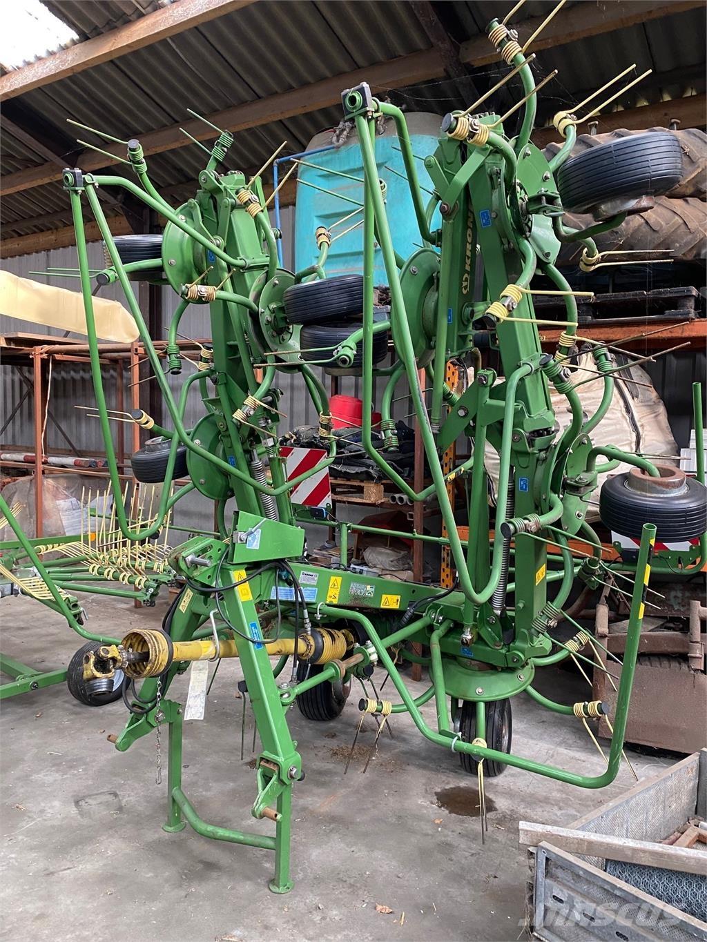 Krone KW 8.82 Граблі і сінозворушувачі