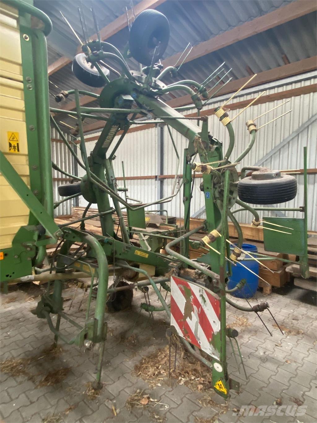 Krone KW7.70/6x7 Граблі і сінозворушувачі