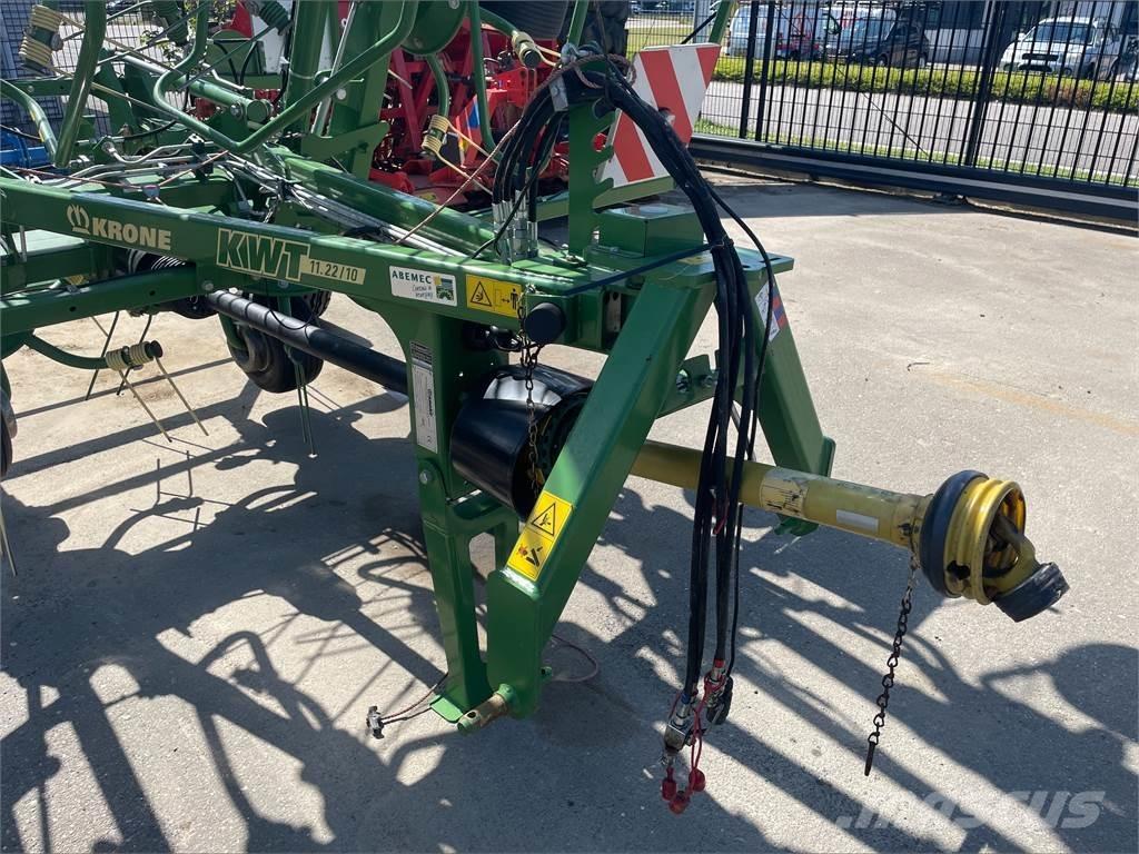 Krone KWT 11.22 Граблі і сінозворушувачі