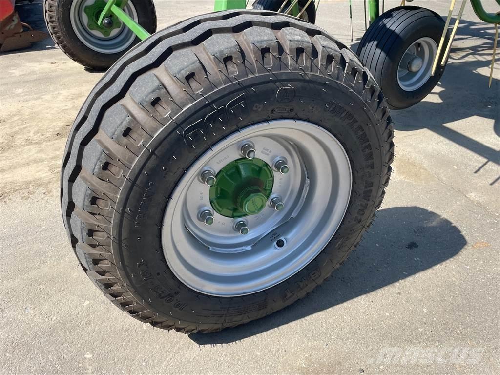 Krone KWT 11.22 Граблі і сінозворушувачі