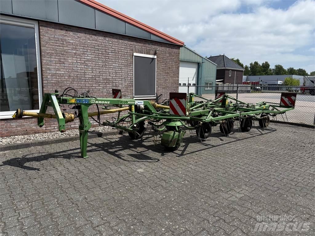 Krone KWT11.02 Граблі і сінозворушувачі