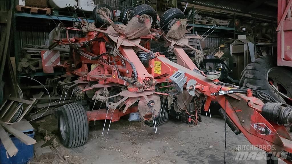 Kuhn GF 13002 Граблі і сінозворушувачі