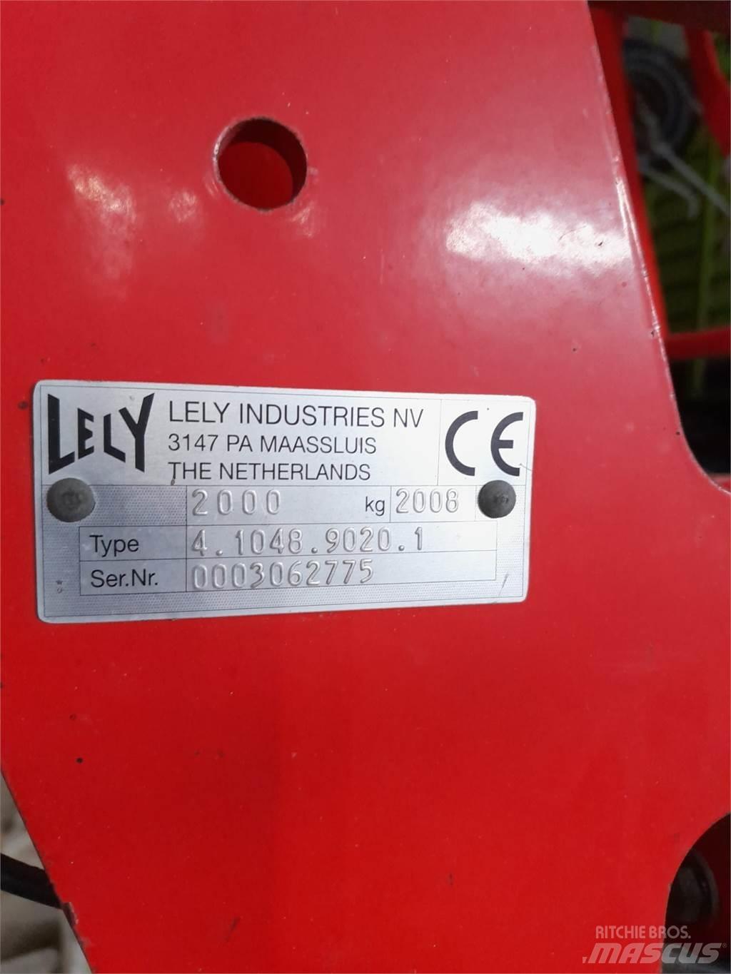 Lely Lotus 900 Граблі і сінозворушувачі