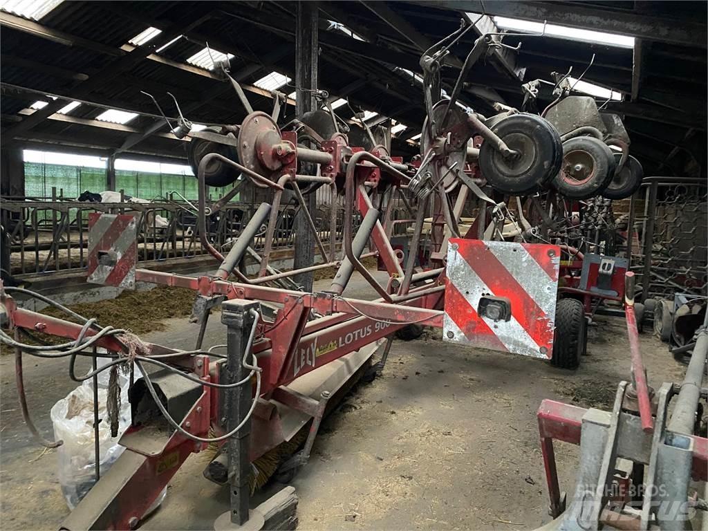Lely Lotus 900 Граблі і сінозворушувачі