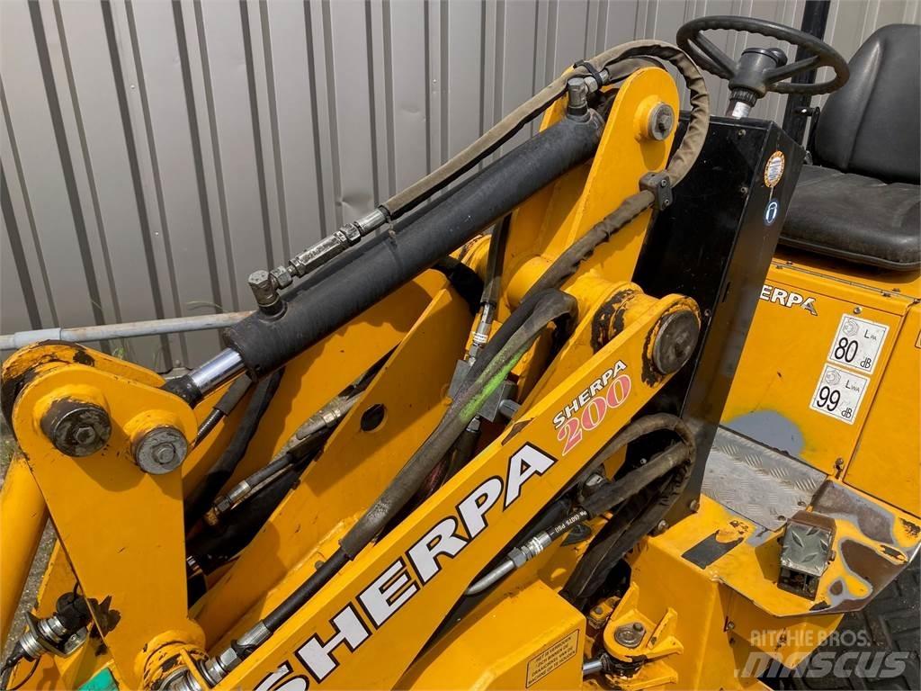 Sherpa 200 Фронтальні навантажувачі та екскаватори
