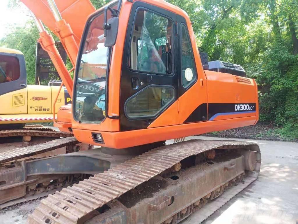Doosan DH 300 LC-7 Гусеничні екскаватори