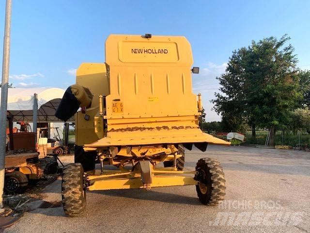 New Holland AL 59 Зернозбиральні комбайни
