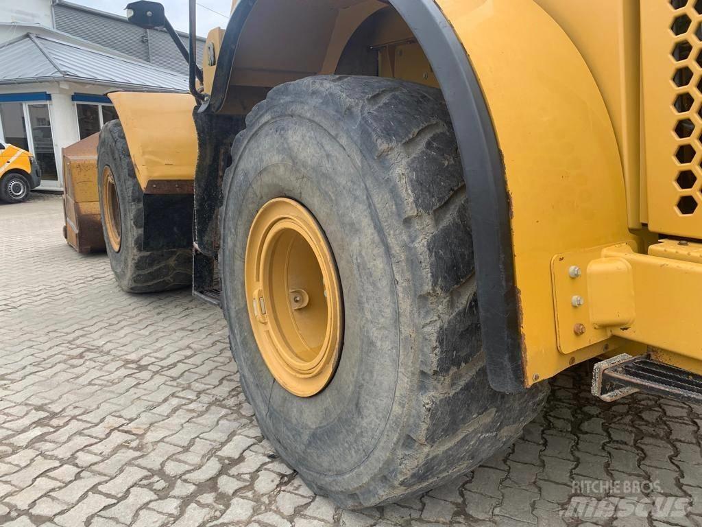 CAT 966 K Фронтальні навантажувачі