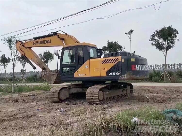 Hyundai R215VS Колісні екскаватори