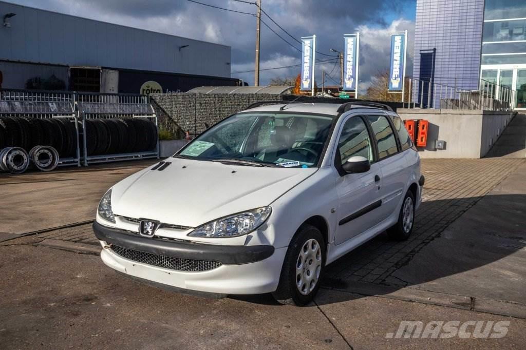 Peugeot 206 SW Автомобілі