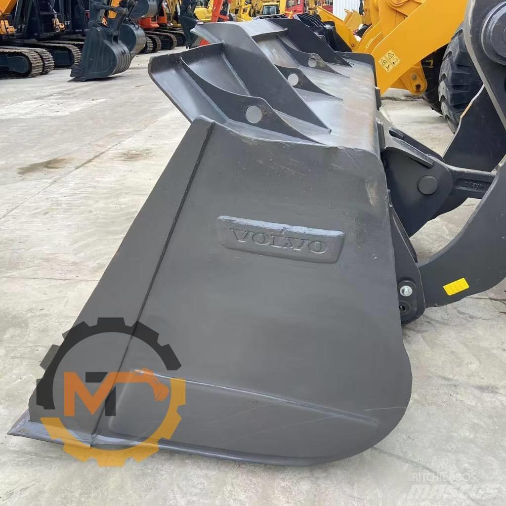 Volvo L 105 Фронтальні навантажувачі