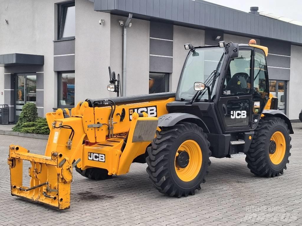 JCB 535-140 Hiviz Телескопічні навантажувачі