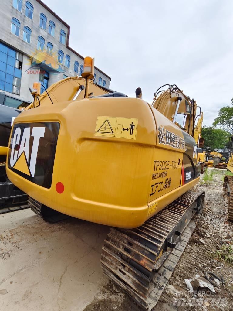 CAT 320 D L Гусеничні екскаватори