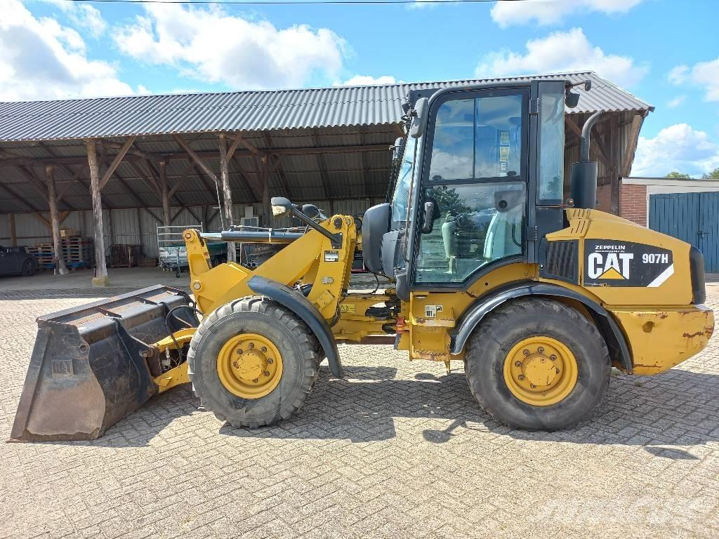 CAT 907 H Фронтальні навантажувачі