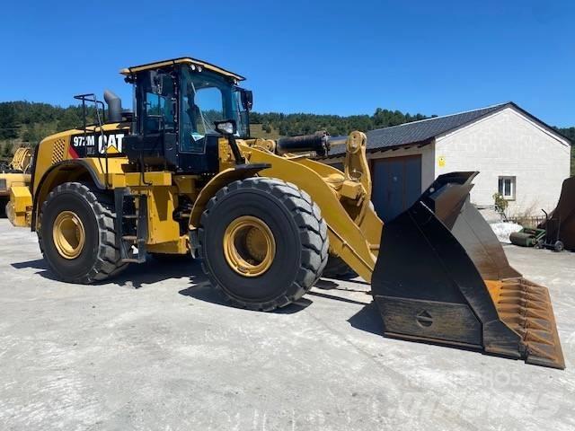 CAT 972 M Фронтальні навантажувачі