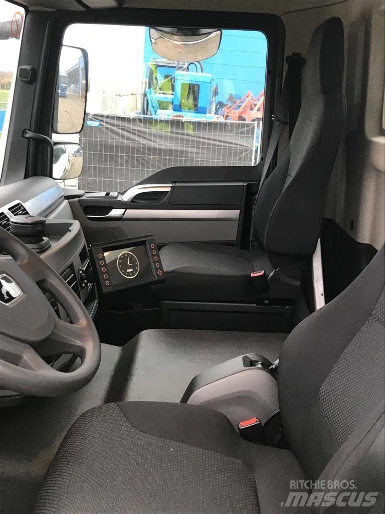 Palfinger P 370 KS Автовишки на базі вантажівки