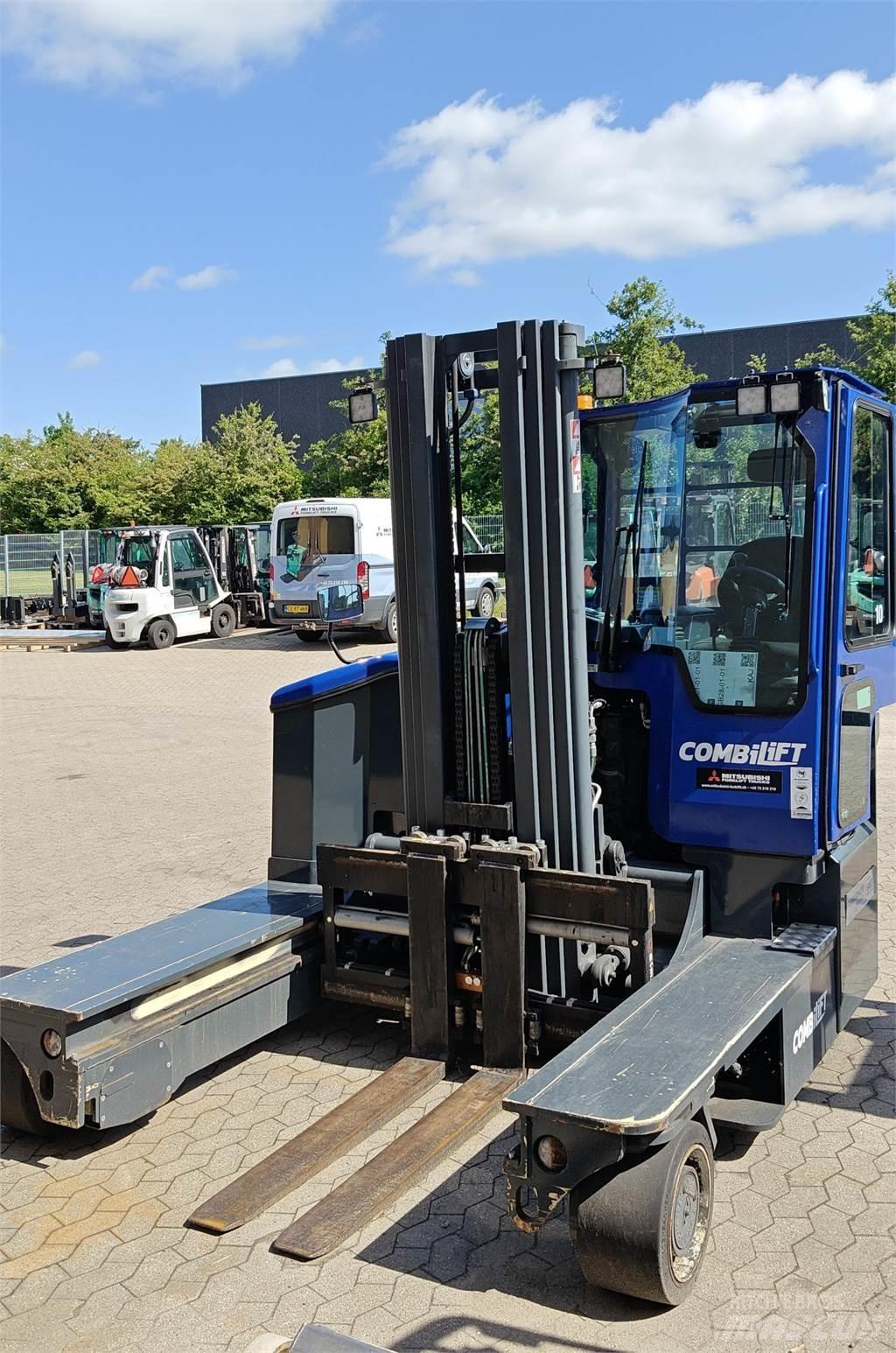 Combilift C4500E Чотириходові річ-траки