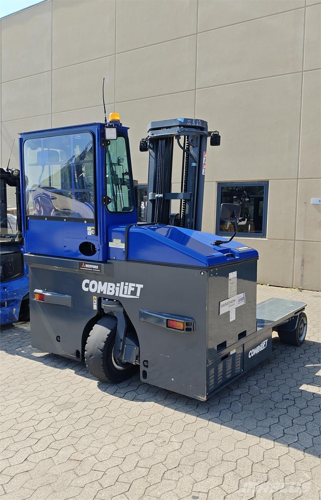 Combilift C4500E Чотириходові річ-траки