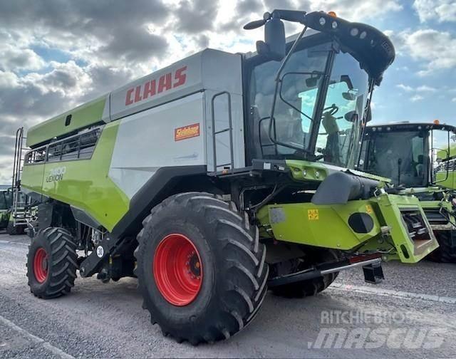 CLAAS LEXION 7400 Зернозбиральні комбайни
