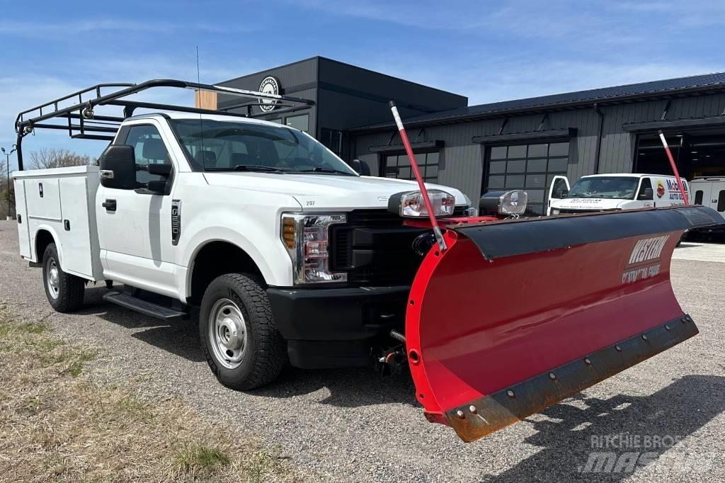 Ford F 250 XL SD Пікапи / Бічне розвантаження