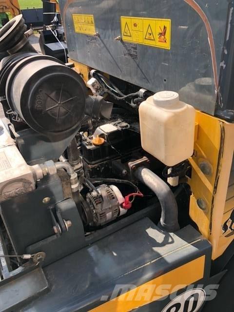 Mustang AL 506 Малі навантажувачі