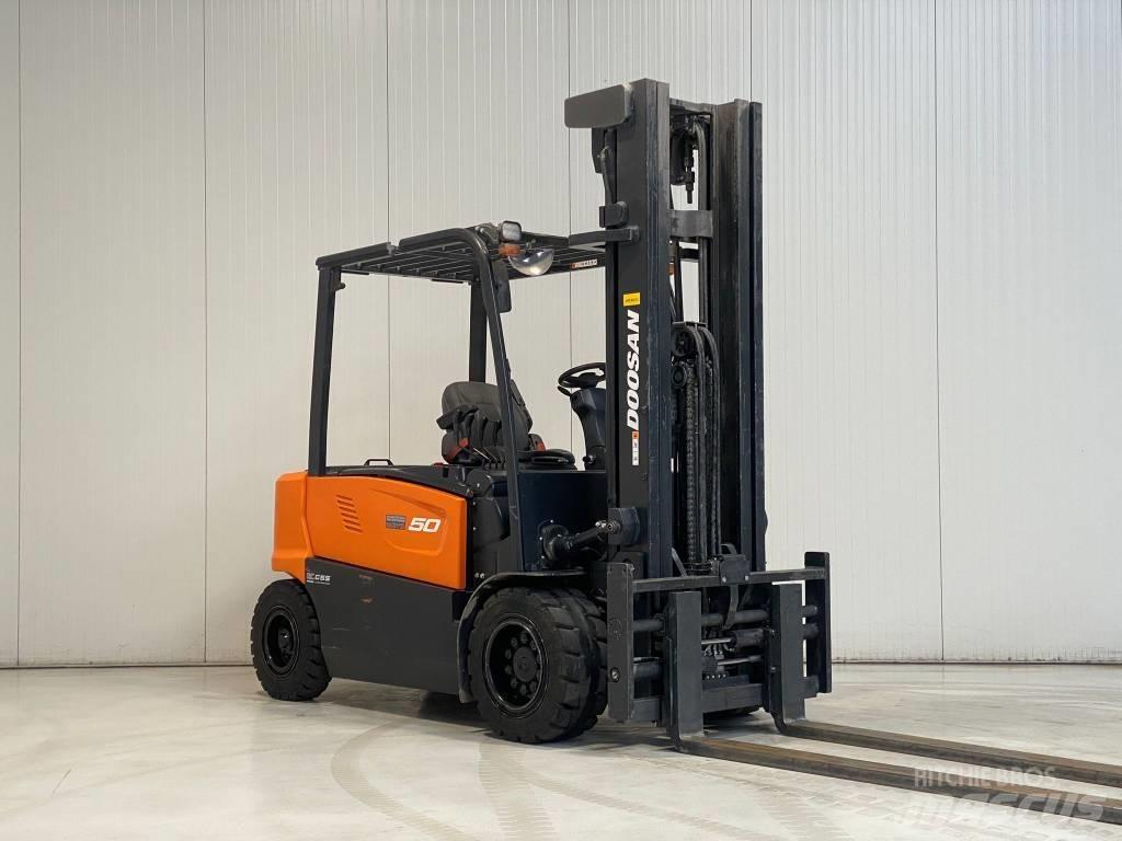 Doosan B50XC-7 Електронавантажувачі