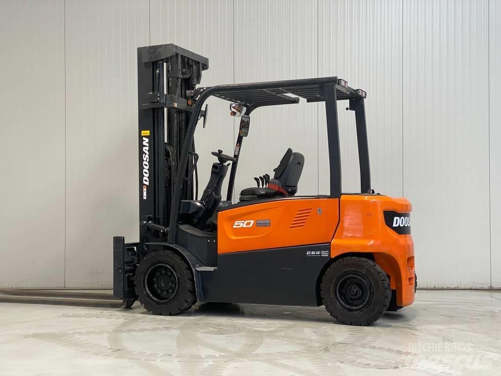 Doosan B50XC-7 Електронавантажувачі
