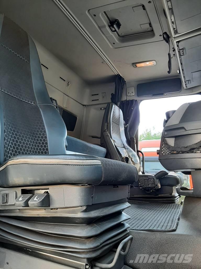 Volvo FH 13 Фургони