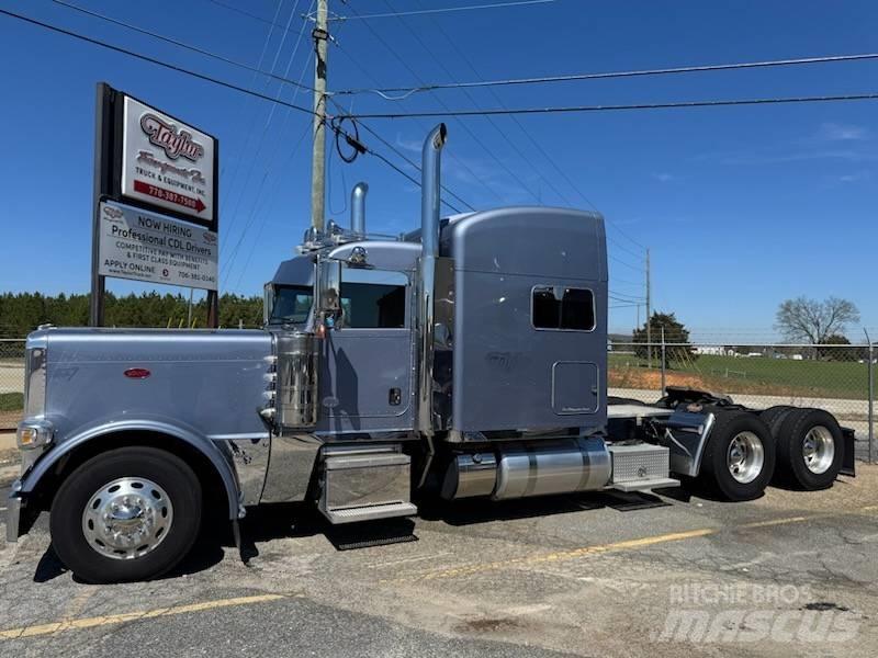 Peterbilt 389 Тягачі