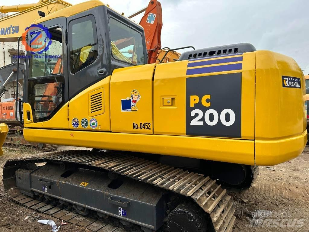 Komatsu PC 200-7 Гусеничні екскаватори