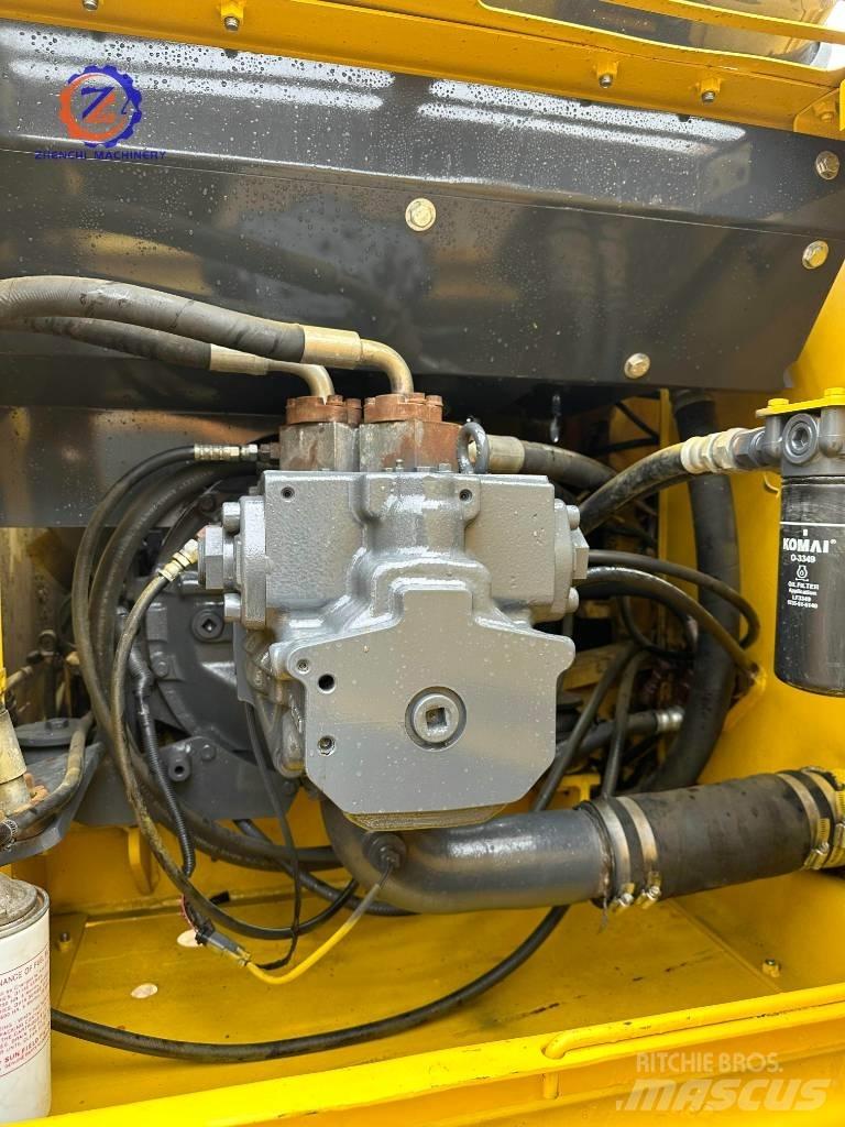 Komatsu PC 200-7 Гусеничні екскаватори