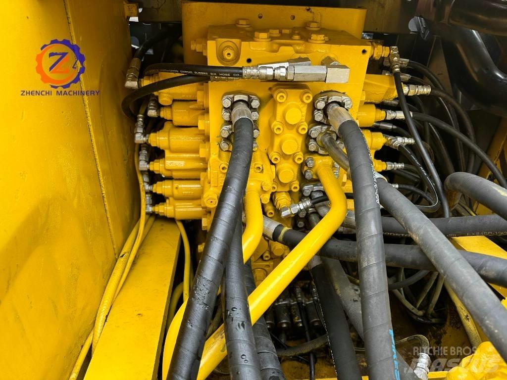Komatsu PC 200-7 Гусеничні екскаватори