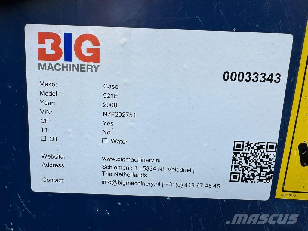 CASE 921E Фронтальні навантажувачі