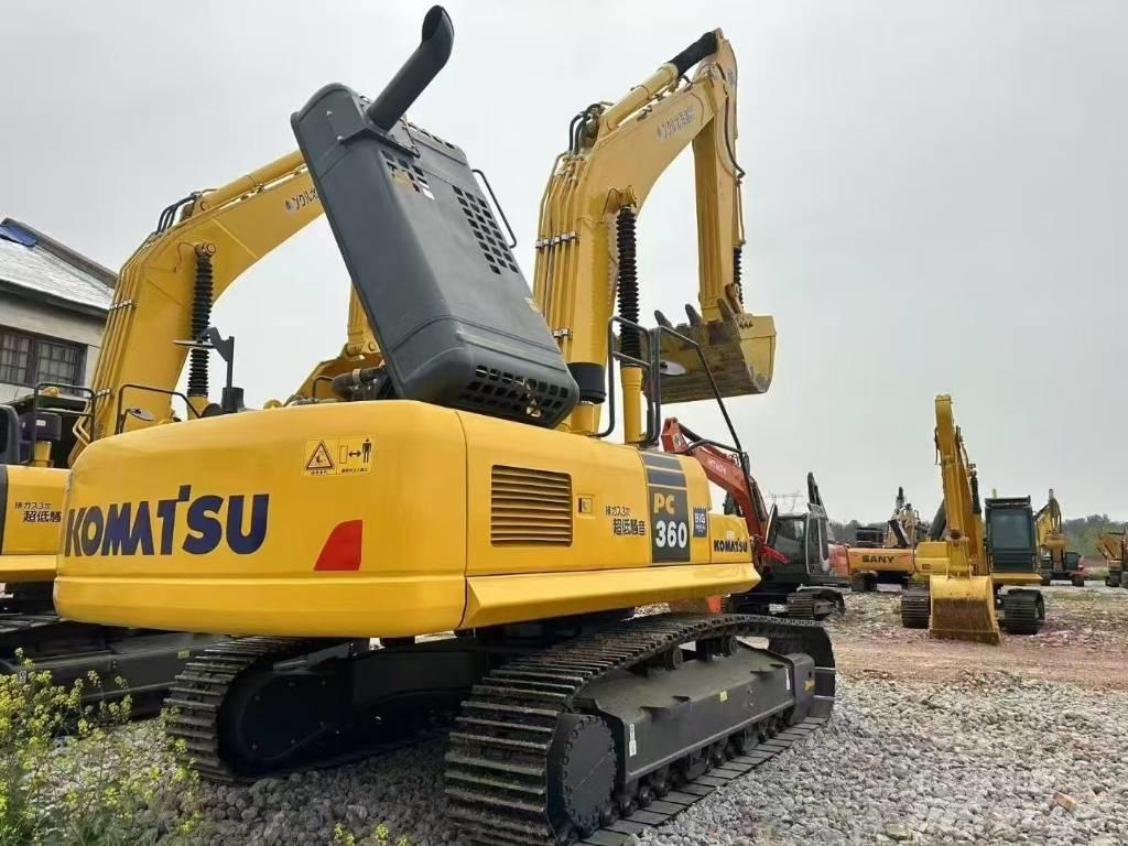 Komatsu 360-8MO Гусеничні екскаватори