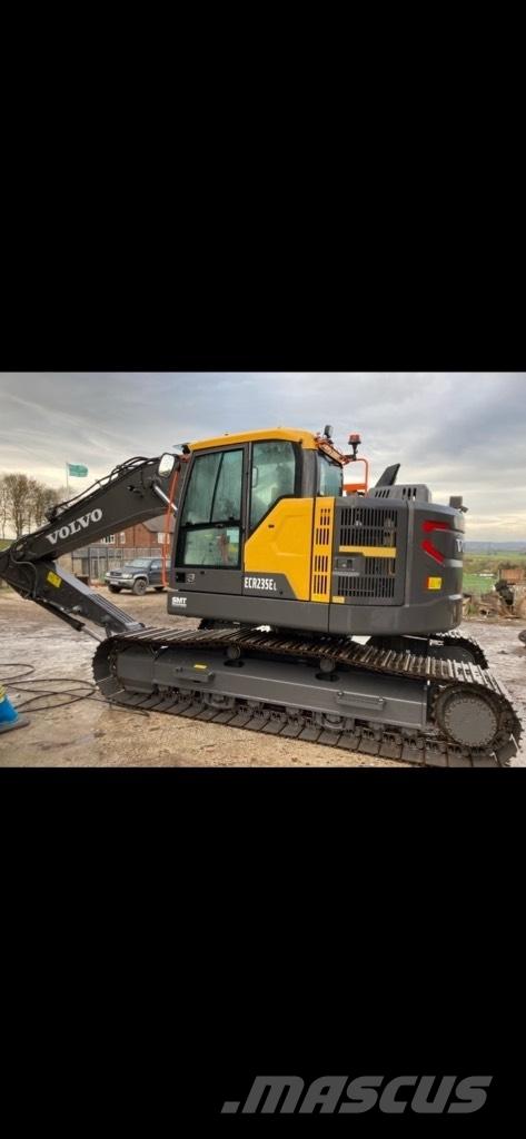 Volvo ECR 235 E Гусеничні екскаватори