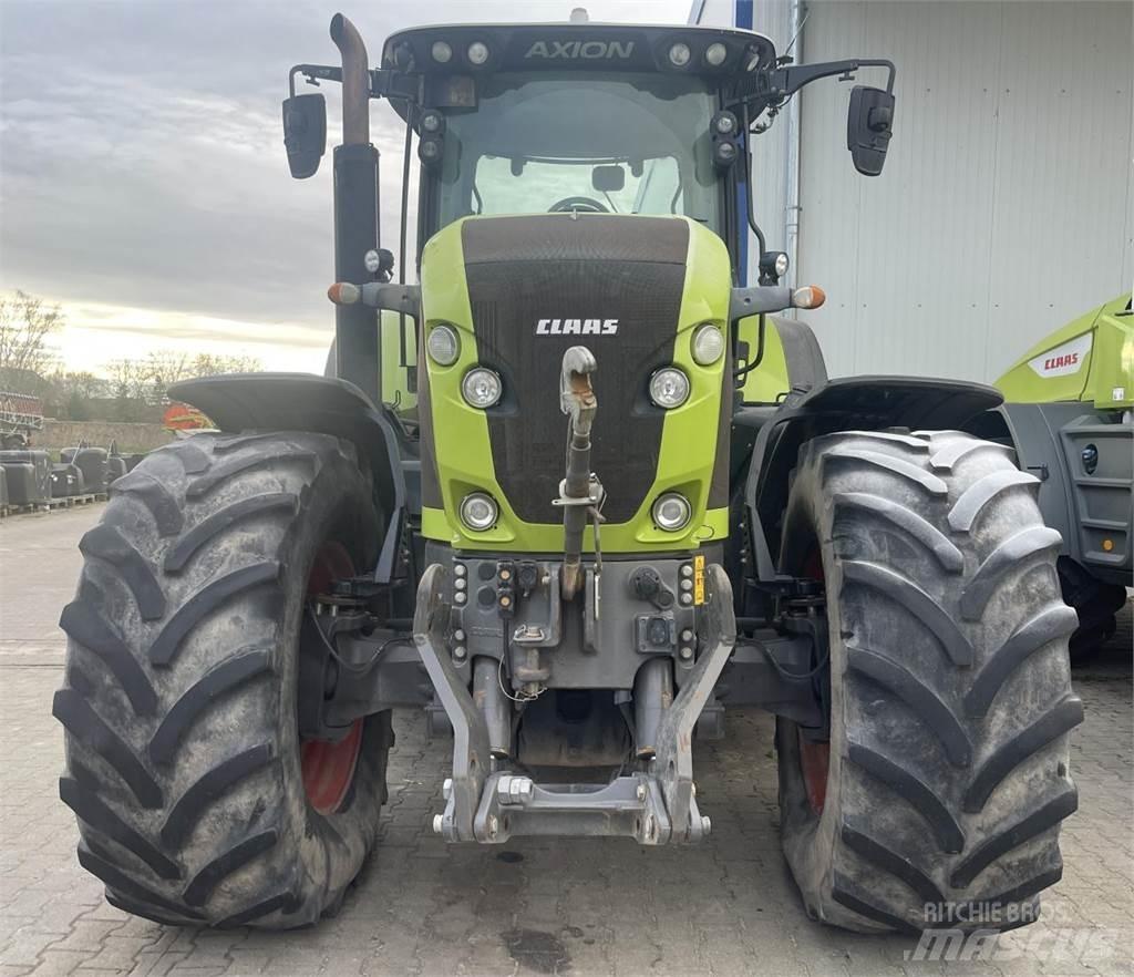 CLAAS Axion 930 Трактори