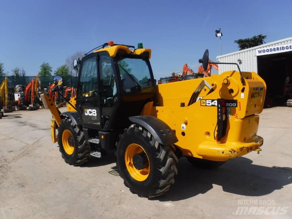 JCB 540-200 Телескопічні навантажувачі