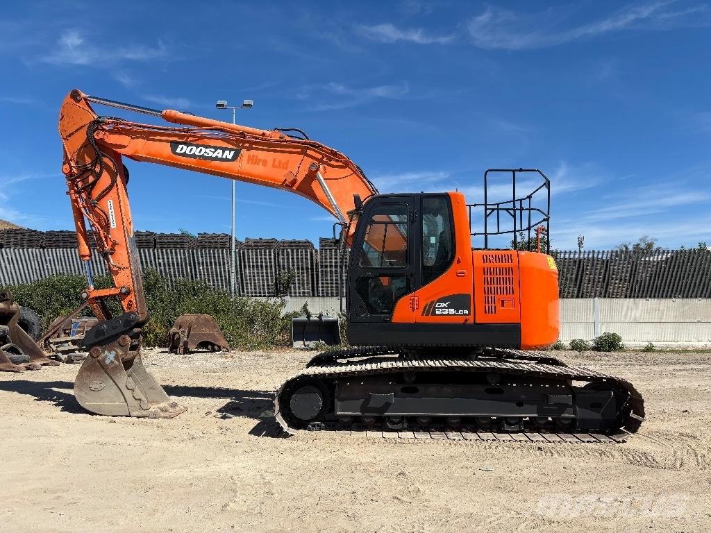 Doosan DX 235 LCR Гусеничні екскаватори