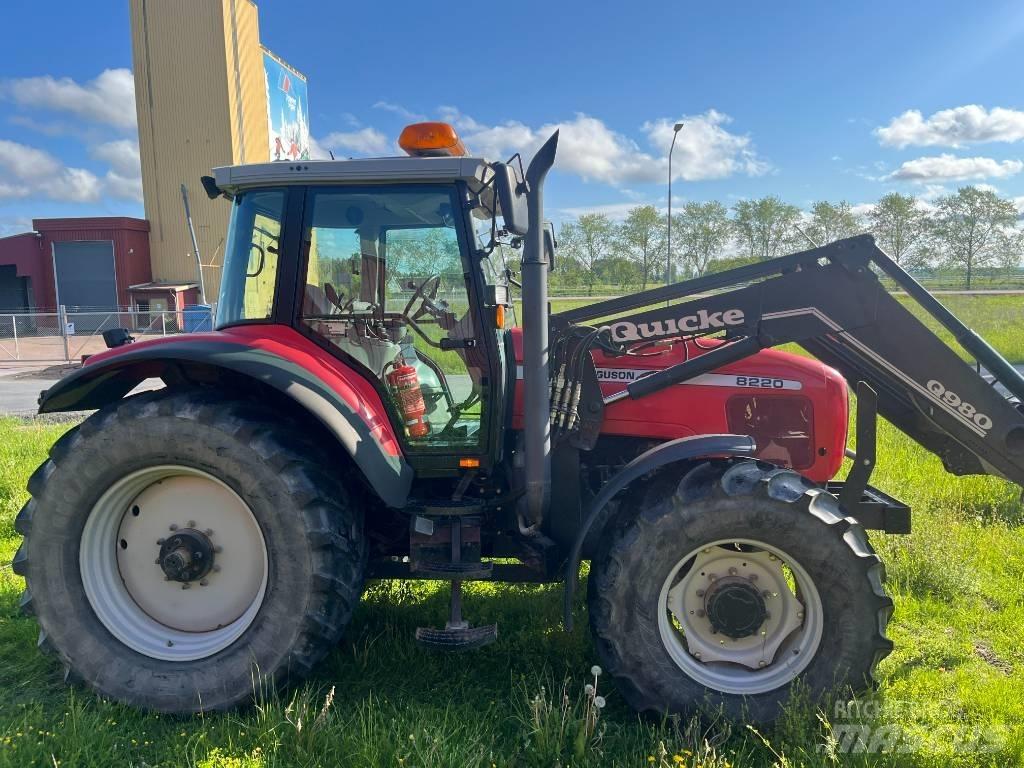 Massey Ferguson 8220 Трактори
