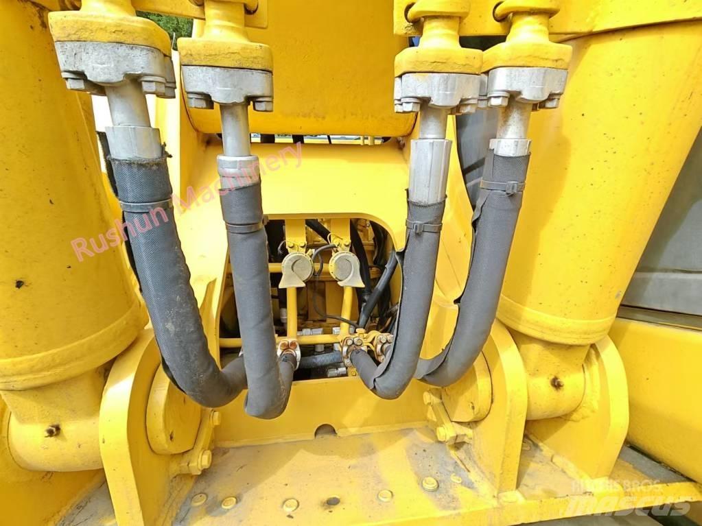 Komatsu PC 220-7 Гусеничні екскаватори