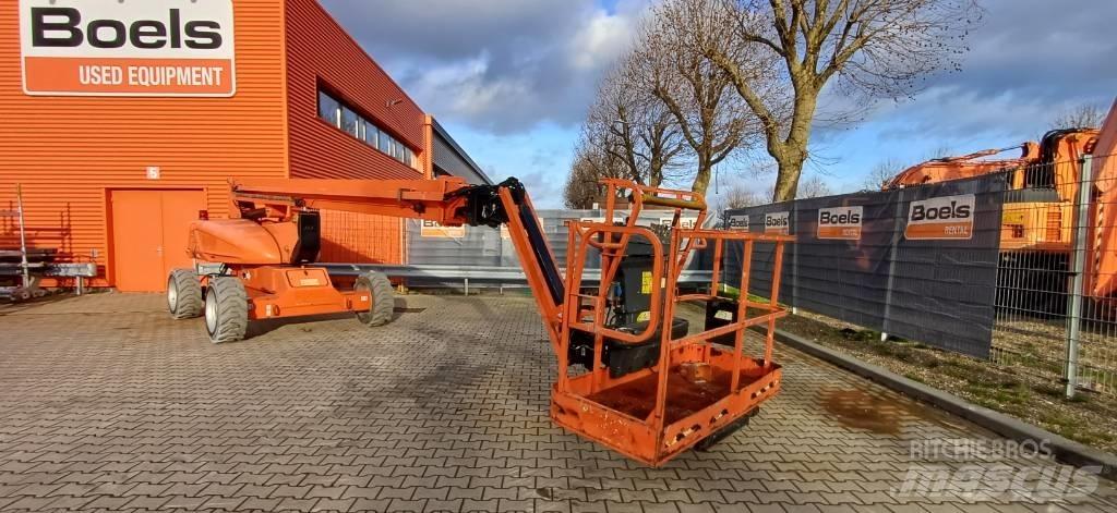 JLG M600JP Колінчаті підйомники