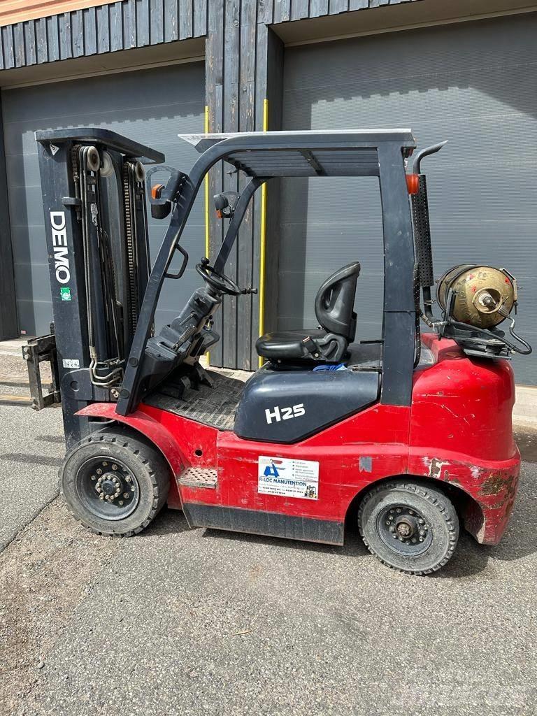  DEMO DM-H 25 VGT Газові навантажувачі