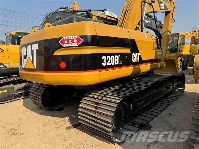 CAT 320 B L Гусеничні екскаватори