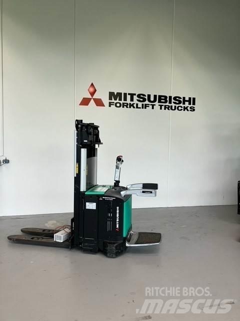 Mitsubishi SBV16N Візки для перевезення піддонів