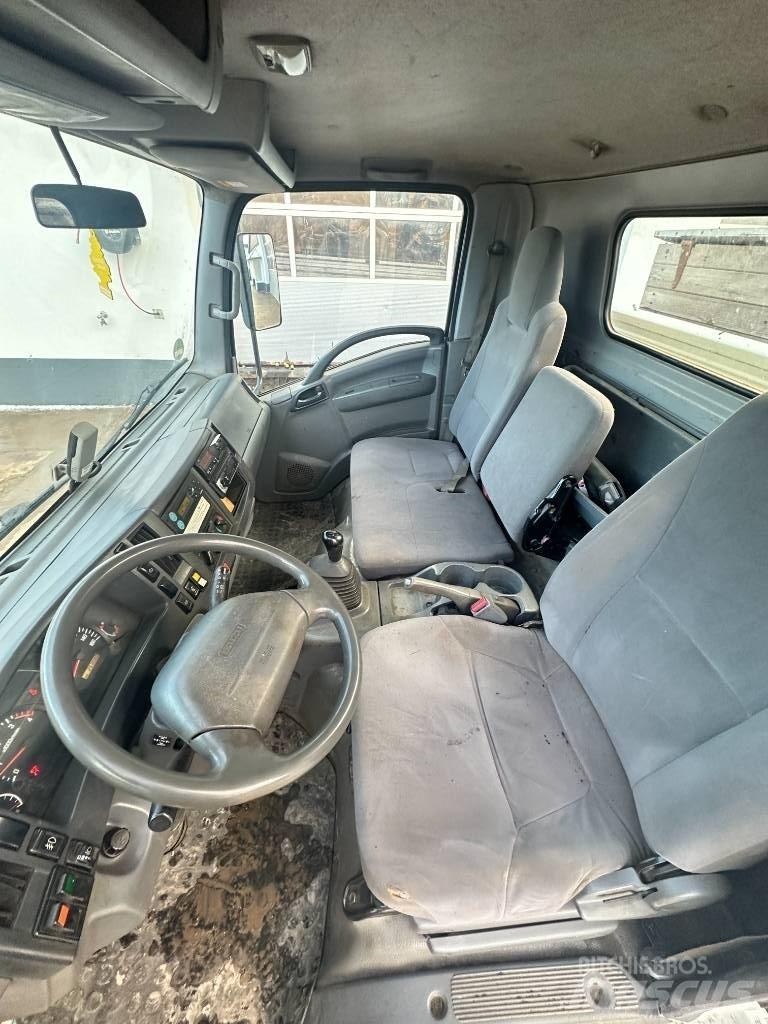 Isuzu N2R 75 D Самоскиди