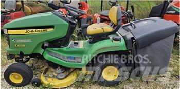 John Deere X 300 R Самохідні газонокосарки
